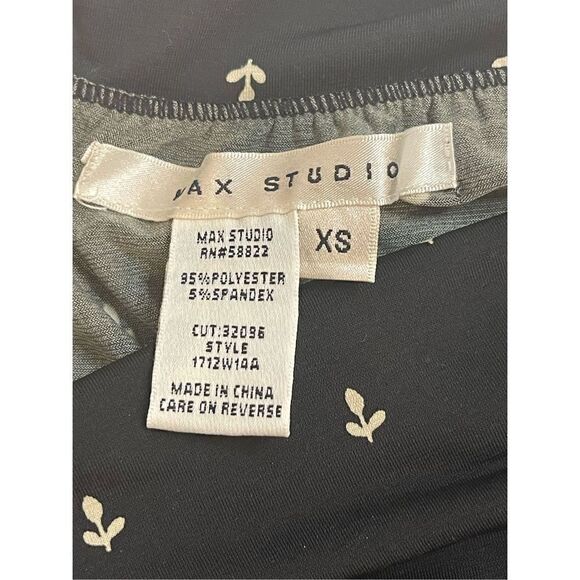 Max Studio women’s black skirt size XS - Picture 5 of 5